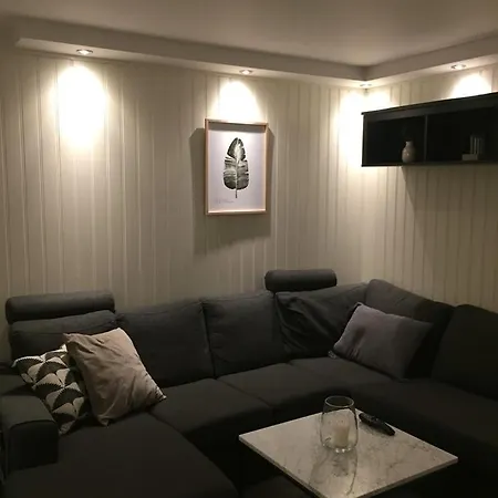 Exclusive Three-story Near The Center