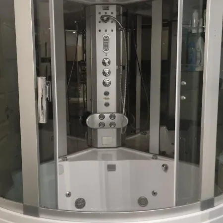 Exclusive Three-story Near The Center Casa vacanze *